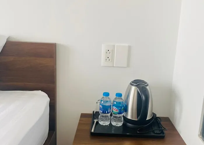 Amber Khách sạn 2*