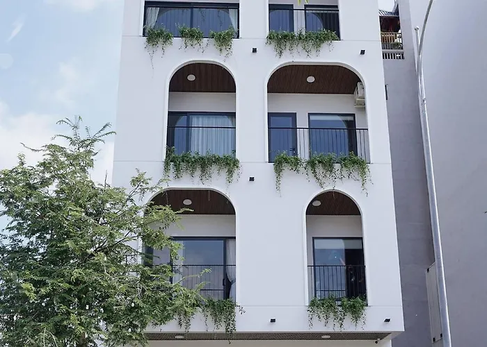 Khách sạn Amber 2*